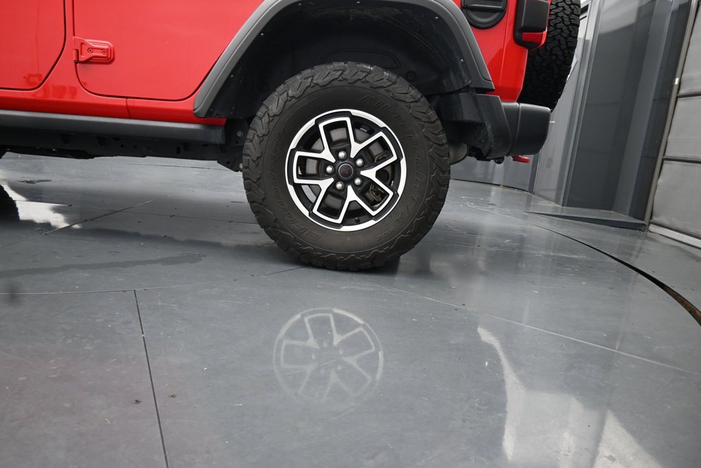 Used 2024 Jeep Wrangler Unlimited Rubicon AWD/4WD image 14