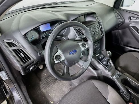 Used 2013 Ford Focus S FWD image 2