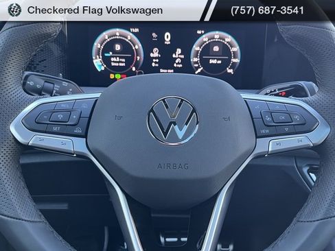 New 2026 Volkswagen Tiguan SE R-Line image 36