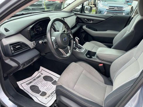 Used 2023 Subaru Outback Premium AWD/4WD image 12