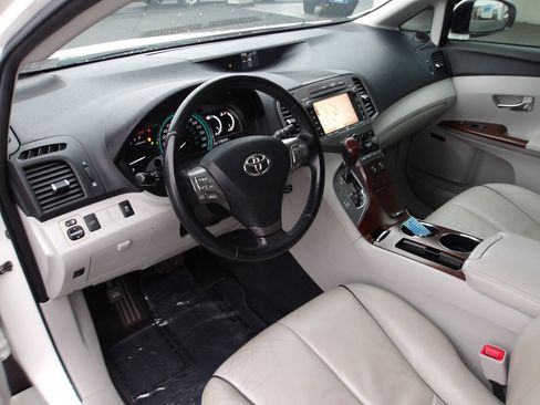 Used 2009 Toyota Venza AWD image 9