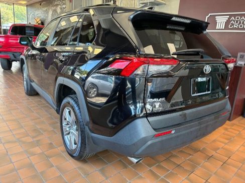 Used 2025 Toyota RAV4 XLE FWD image 4