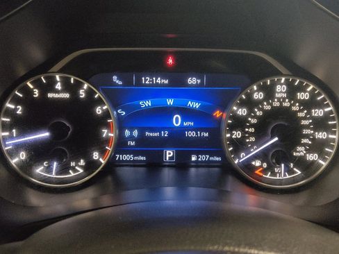 Used 2017 Nissan Murano Platinum w/ Platinum Technology Package FWD image 23