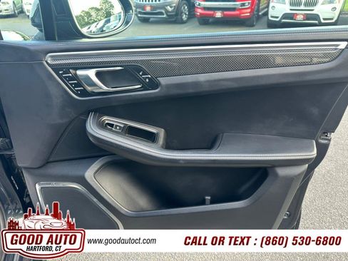 Used 2017 Porsche Macan GTS image 9