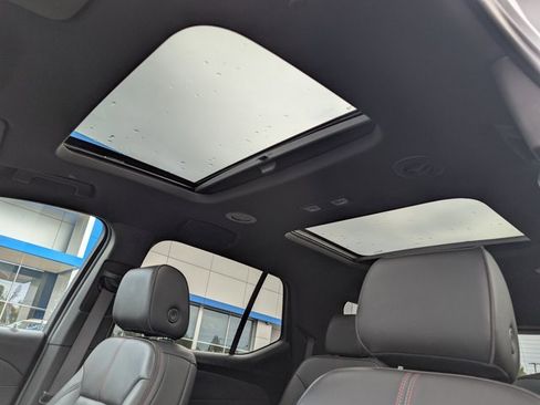 Used 2023 Chevrolet Traverse RS w/ LPO, Floor Liner Package image 31