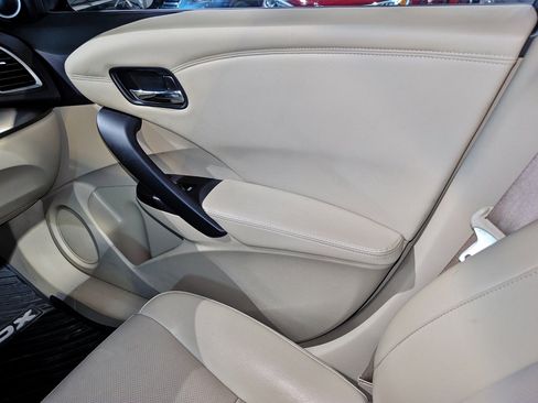 Used 2016 Acura RDX AWD w/ Technology Package image 39