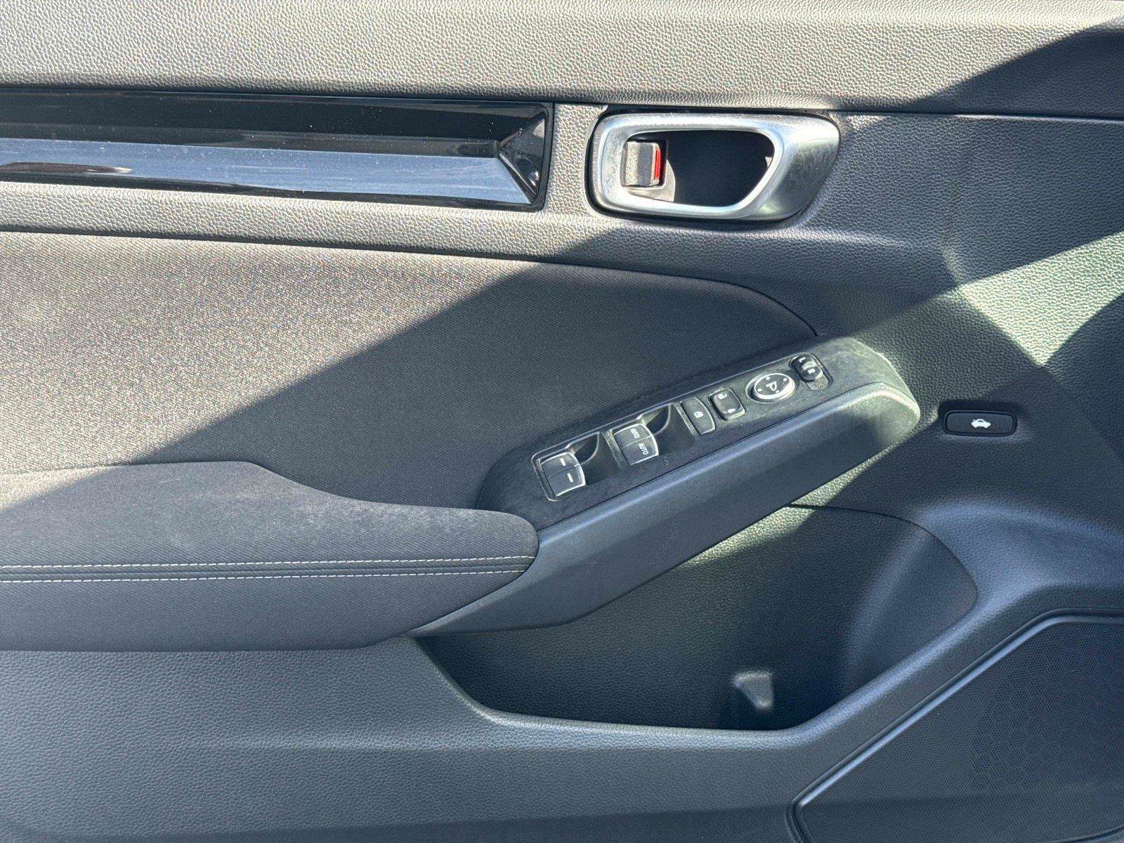 Certified 2024 Honda Civic EX image 16