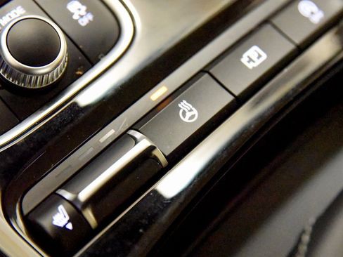 Used 2023 Kia Stinger GT-Line w/ Sun & Sound Package image 23