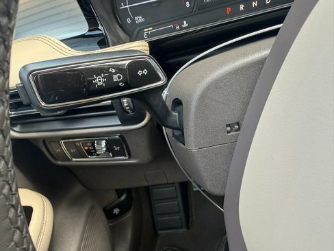 Used 2020 Lincoln Corsair AWD w/ Equipment Group 101A image 16