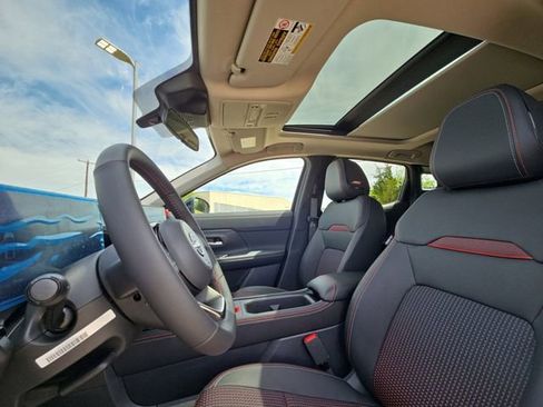 New 2026 Nissan Kicks SR FWD image 7