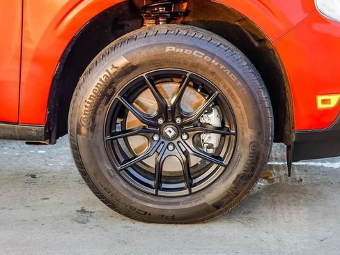 Used 2024 Ford Maverick XL image 11