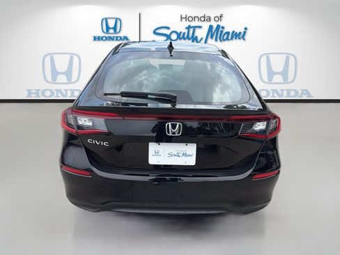 Used 2024 Honda Civic LX image 6