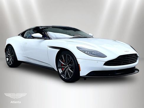 Used 2019 Aston Martin DB11 Coupe RWD image 2