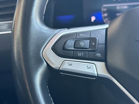 Used 2022 Volkswagen Tiguan SE image 27