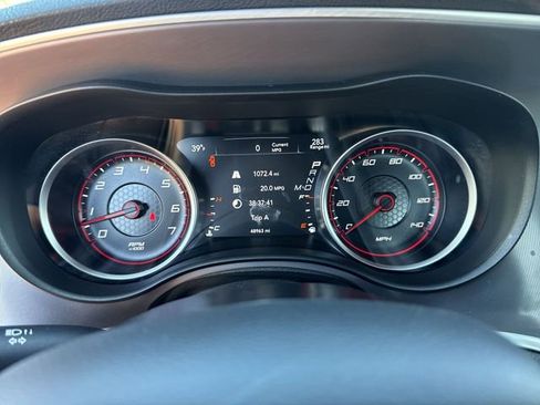 Used 2022 Dodge Charger SXT RWD image 15
