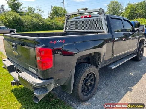 Used 2019 Chevrolet Silverado 2500 High Country w/ Duramax Plus Package AWD/4WD image 3