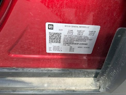 Used 2023 Chevrolet Traverse LT image 12