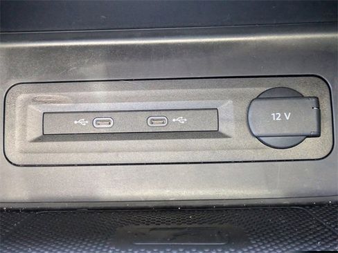 Used 2023 Volkswagen Atlas SEL R-Line image 29