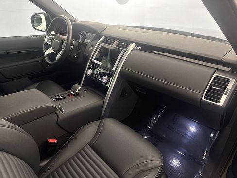 Certified 2023 Land Rover Discovery S R-Dynamic image 29