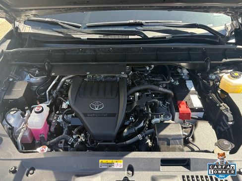 Certified 2025 Toyota Highlander XSE image 29