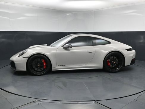 Certified 2026 Porsche 911 Carrera GTS RWD image 2