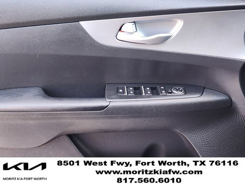 Certified 2022 Kia Forte LXS w/ LXS Technology Package FWD image 22