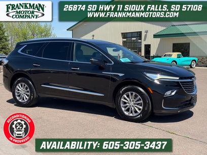 Used 2023 Buick Enclave Essence