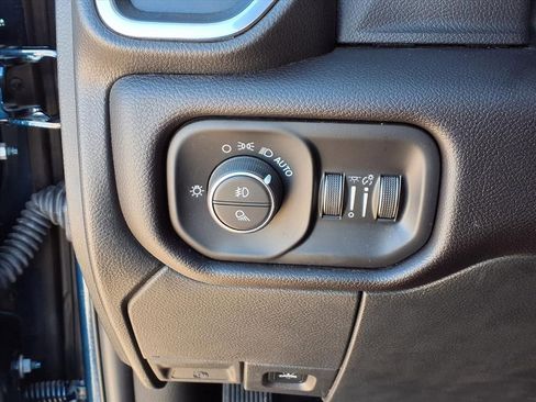 Used 2024 RAM 2500 Laramie image 21