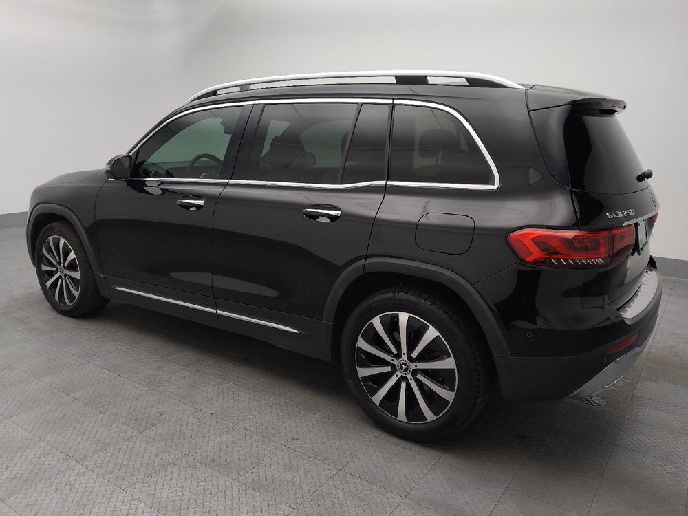 Used 2021 Mercedes-Benz GLB 250 w/ Premium Package image 3