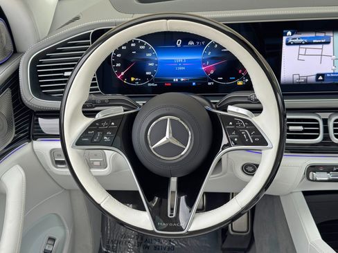 Used 2024 Mercedes-Benz Maybach GLS 600 4MATIC image 22