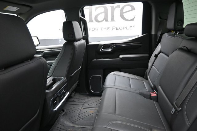 Used 2023 Chevrolet Silverado 1500 LTZ w/ LTZ Convenience Package II AWD/4WD image 23