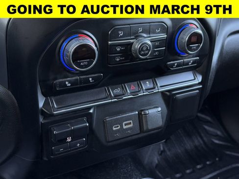 Used 2022 Chevrolet Silverado 2500 LT w/ Convenience Package image 18