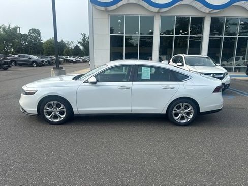 Certified 2023 Honda Accord LX image 5