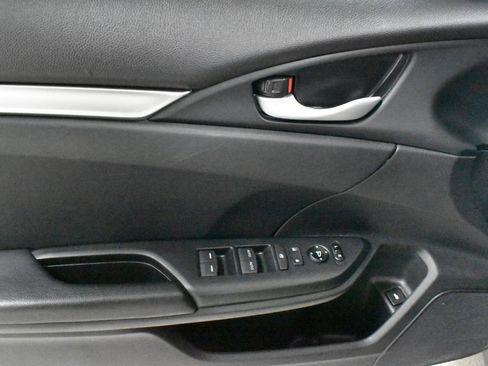 Used 2020 Honda Civic Sport image 19