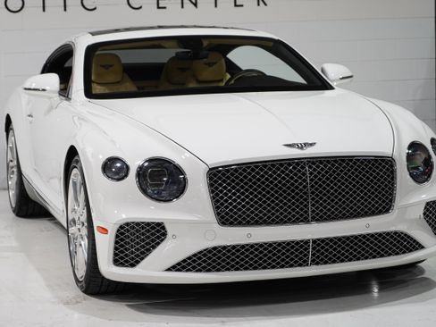 Used 2020 Bentley Continental GT AWD/4WD image 29