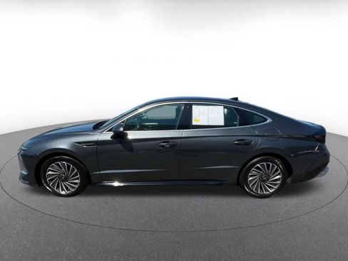 Used 2025 Hyundai Sonata SEL FWD image 10