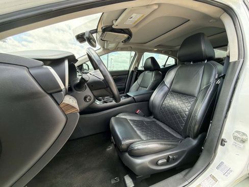 Used 2016 Nissan Maxima Platinum FWD image 6