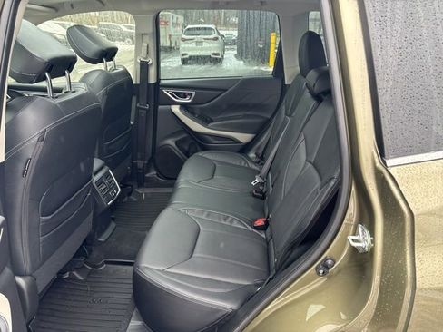 Used 2023 Subaru Forester Limited image 18