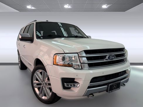 Used 2016 Ford Expedition Platinum image 6