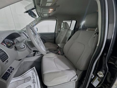 Used 2019 Nissan Frontier SV w/ Value Truck Package image 17