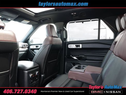 Used 2023 Ford Explorer Platinum w/ Technology Package AWD/4WD image 40