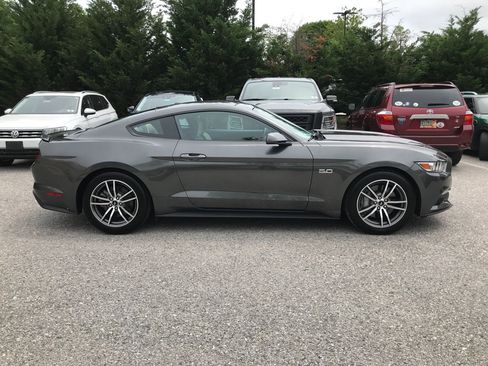 Used 2015 Ford Mustang GT Premium RWD image 8