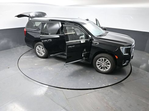 Used 2024 GMC Yukon SLT AWD/4WD image 53