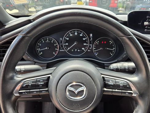 Used 2024 MAZDA MAZDA3 s FWD image 25