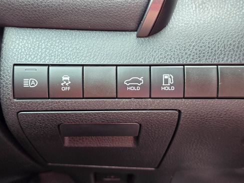 Used 2023 Toyota Camry SE FWD image 24
