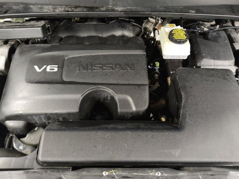 Used 2018 Nissan Pathfinder SV image 30