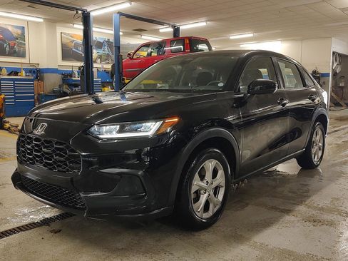 Used 2023 Honda HR-V LX image 24