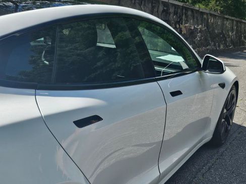 Used 2023 Tesla Model S AWD/4WD image 23