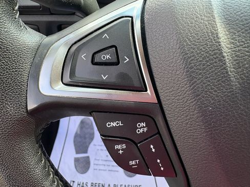 Used 2019 Ford Fusion Titanium image 12