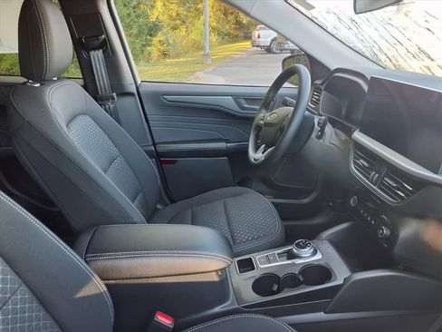New 2025 Ford Escape Active image 9